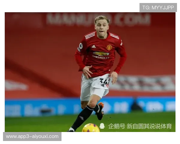 哥伦比亚队中场贝尔特拉在巴黎奥运会上展现出强大的进攻组织能力